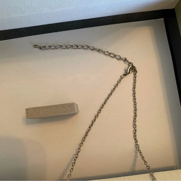 NITB Cote d’ Azur Jewelry Set 3 Piece Set Watch Earrings Necklace - Picture 10 of 10